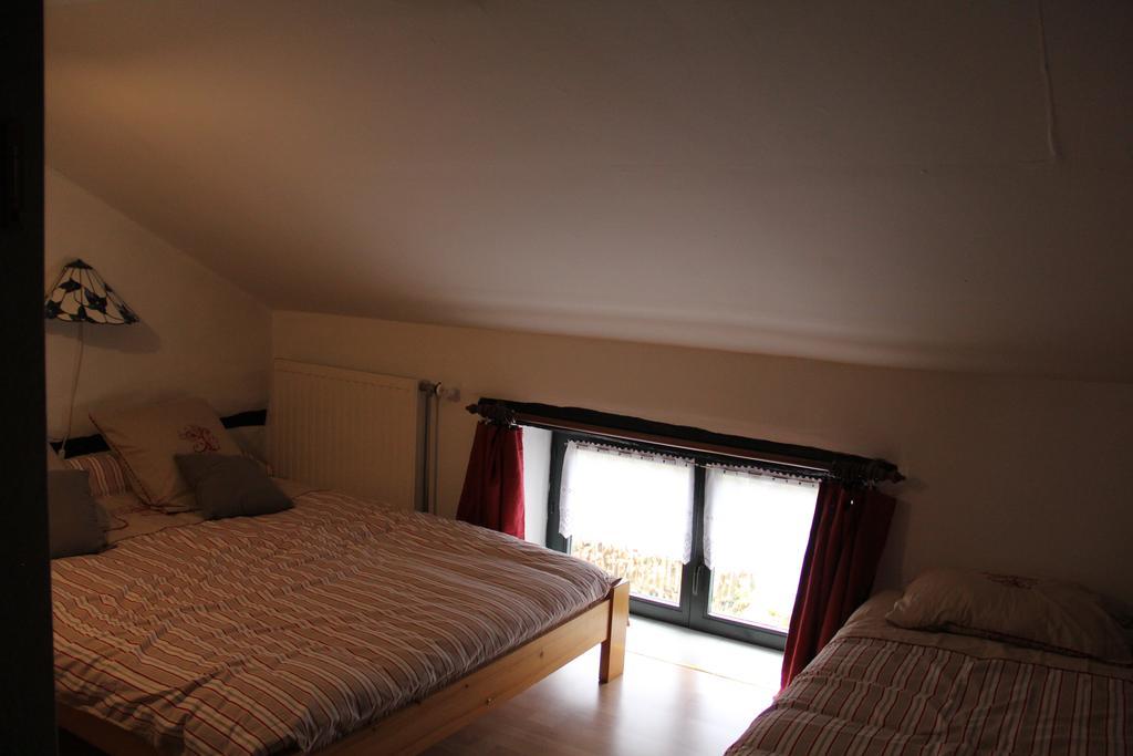 Gite Les Beaux-Arts Ronzon Exterior foto